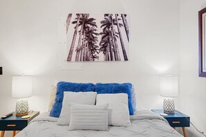 3 bedrooms, desk, free WiFi, bed sheets