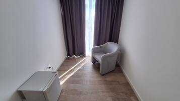 Room, 1 Bedroom, Balcony, City View | 1 bedroom