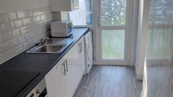 Casa | Cozinha privada | Geladeira, micro-ondas, fogão, cooktop