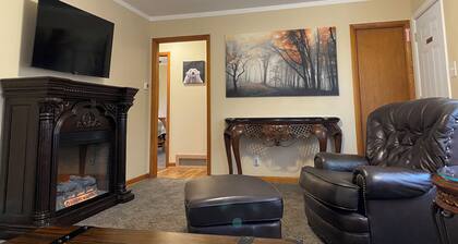 Charming 2-bedroom house on quiet brick and tree lined street.