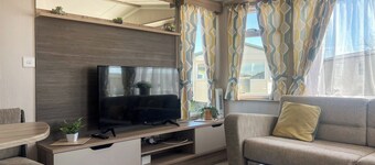 3 bedroom accommodation in Porthcawl