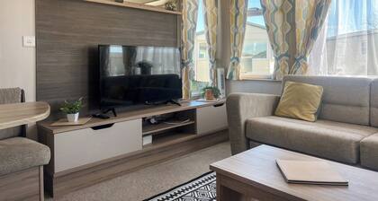 3 bedroom accommodation in Porthcawl