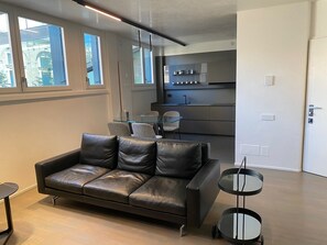 スマートテレビ、書庫