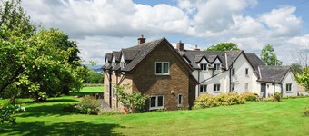 The Lodge at Harvest Farm
