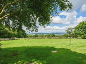 Property grounds - The Lodge at Harvest Farm (Ludlow)
