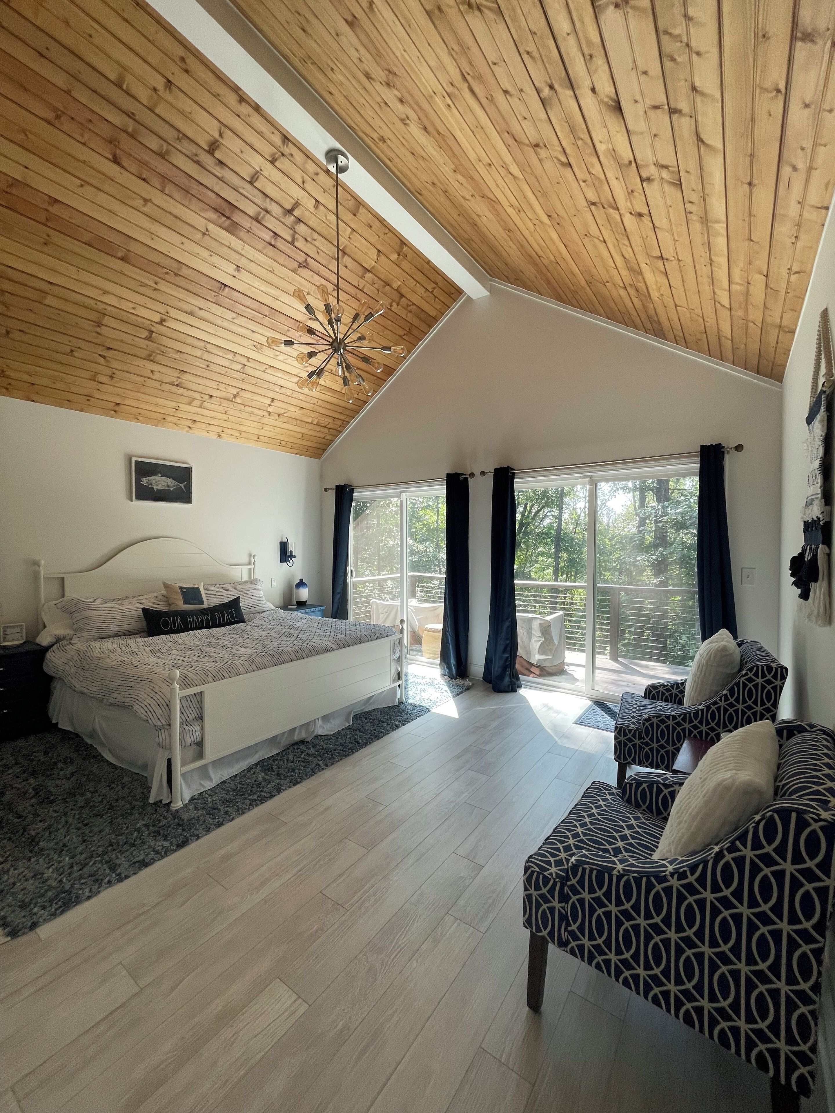 3 bedrooms, WiFi, bed sheets