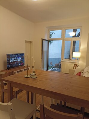 Apart Daire | Yemek sevisi