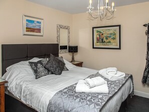 4 sovrum, gratis wi-fi och sängkläder