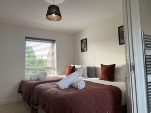 Rumah | 3 kamar tidur, meja kerja, setrika/meja setrika, dan Wi-Fi gratis