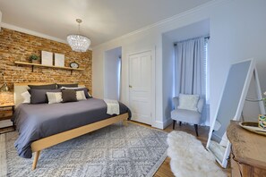 3 chambres, fer et planche à repasser, Wi-Fi, draps fournis