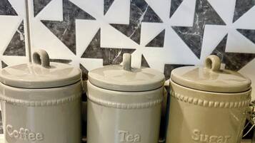 Handtücher, Seife, Toilettenpapier