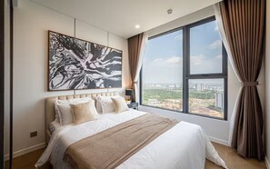 Suite Presidensial, 3 kamar tidur, kamar terhubung, pemandangan kanal | Pemandangan kota