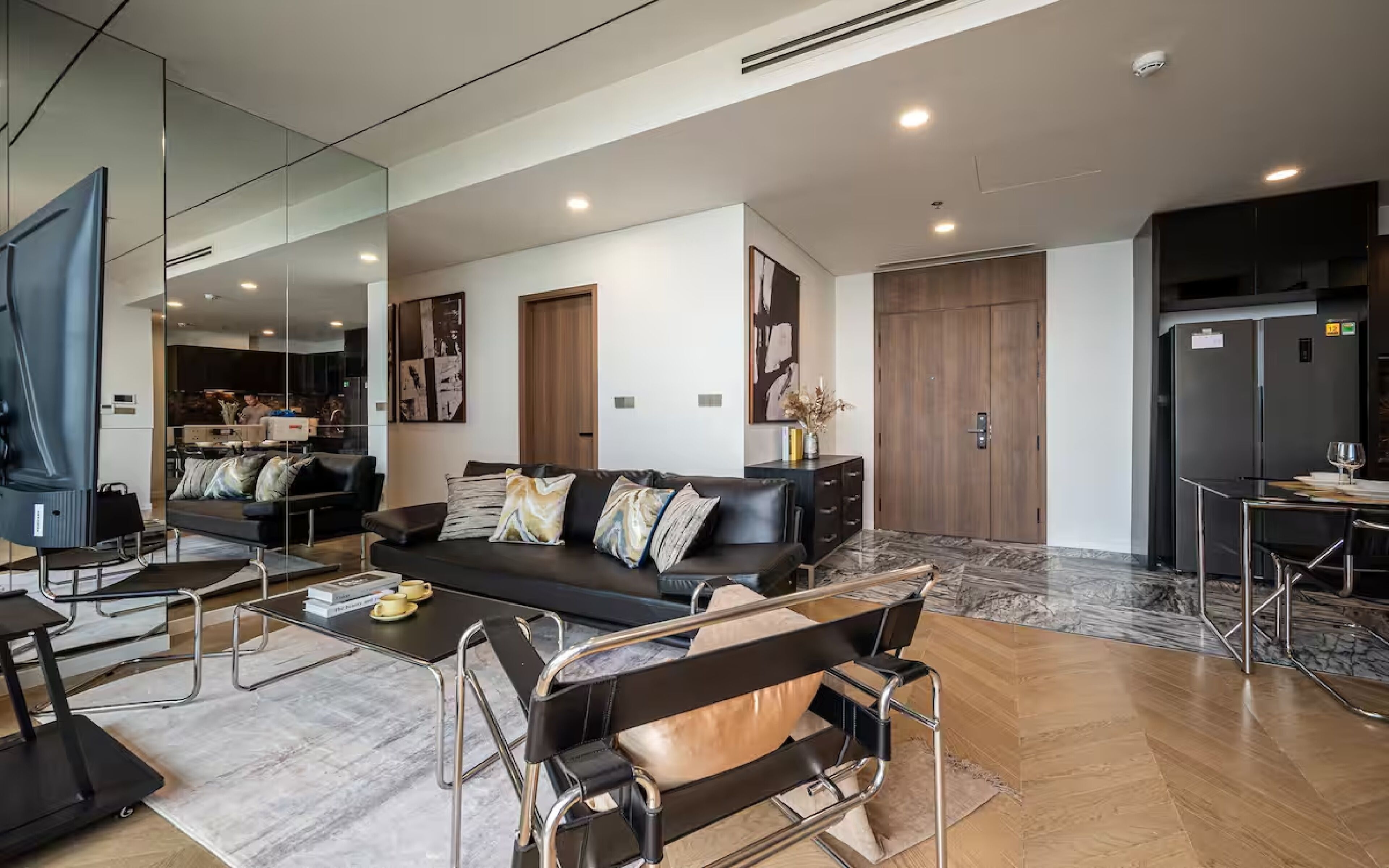 Presidential Suite, 3 Bedrooms, Connecting Rooms, Canal View | Living area