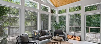 4BR/8 Guest Home | Modern Amenities | Duke/Med Ctr