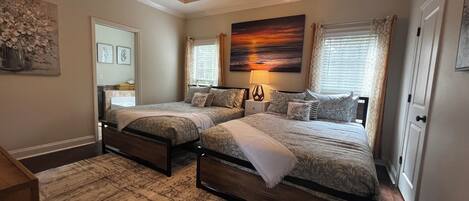 3 Schlafzimmer, Bügeleisen/Bügelbrett, WLAN, Bettwäsche