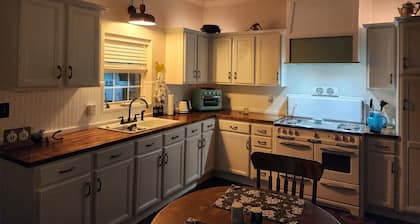 Ethyl's Place - a charming place to stay.