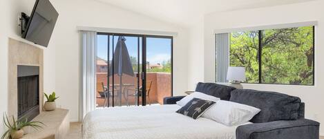 1 bedroom, desk, iron/ironing board, free WiFi