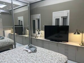 2 quartos, ferros/tábuas de passar roupa, Wi-Fi, roupa de cama