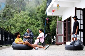 Terrace/patio - Queen's View Villa by The Cafe (Mussoorie) (Mussoorie)