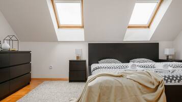 2 Schlafzimmer, Schreibtisch, Bügeleisen/Bügelbrett, kostenloses WLAN