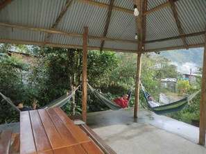 Terrace/patio - Soncco Lodge  (Huayopata)
