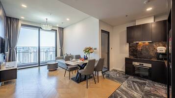 Presidential Suite, 2 Bedrooms, Club lounge access, Canal View | View from room