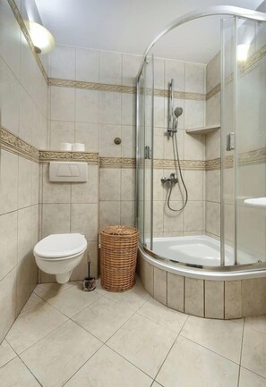 Hair dryer, towels - Sopot Vintage Apartment - Balcony, Workspace - by Rentujemy (Sopot)