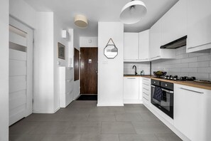 冰箱、烤箱、炉灶、洗碗机