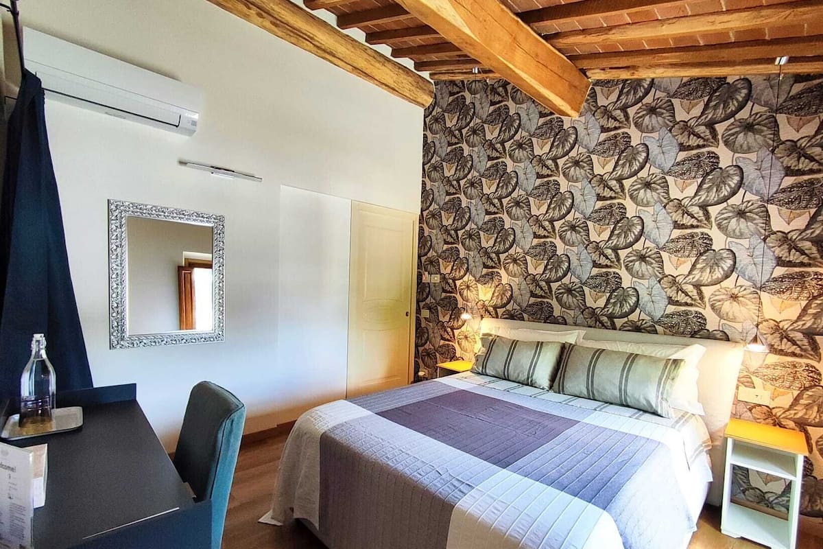 Design Room, 1 Double Bed | Premium bedding, down comforters, desk, laptop workspace