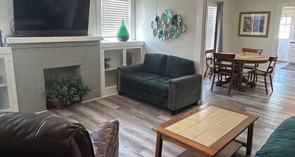 COMFORT & Close to Everything