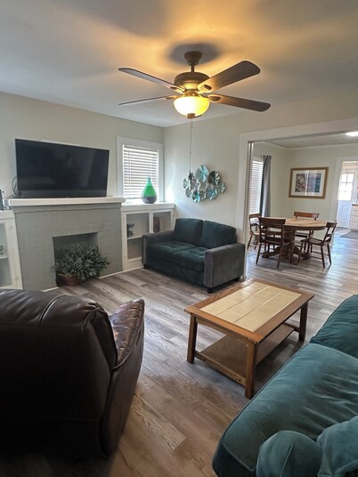 COMFORT & Close to Everything