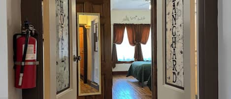 1 chambre, Wi-Fi gratuit, draps fournis