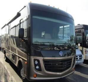 Property grounds - Mandala on Wheels RV at Hourglass District Orlando (Orlando)