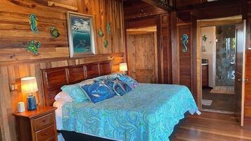 Luksus-dobbeltrom, 1 kingsize-seng, privat bad, havutsikt | Sengetøy i egyptisk bomull og sengetøy av topp kvalitet