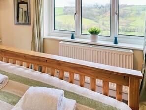 6 Schlafzimmer, kostenloses WLAN, Bettwäsche