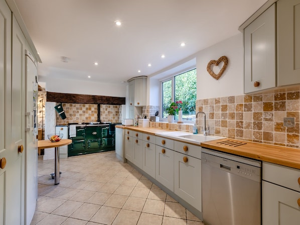 Geschirrspüler, Hochstuhl