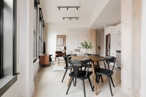Dining - Historic Condo near The Alamo and Riverwalk (San Antonio)