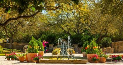 Historic Condo near The Alamo and Riverwalk