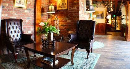 Main Street Stay, Close to Yellowstone Park