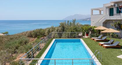 Gallery Apartment,near beach,shared pool, South Crete