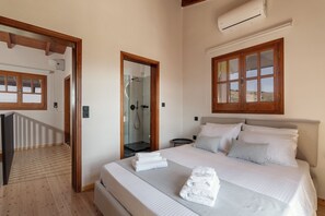 5 dormitorios, tabla de planchar con plancha, wifi gratis y ropa de cama