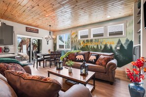 Téléviseur connecté, foyer, jeux vidéo, table de baby-foot