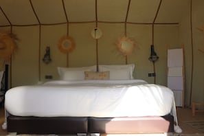 Luxury Double Room, pemandangan gurun | Ruang kerja komputer riba, Wi-fi percuma 