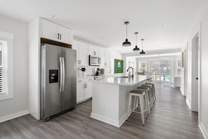 Fridge, microwave, oven, stovetop - 6 Bedroom Compound with Pool! (North Charleston)