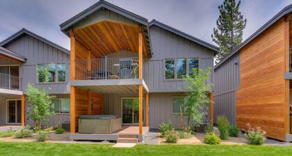 NEW! AC, Hot Tub, Grill, Newly Built, Open Floor Plan, Wifi, 3 of 6 – Emerald Bay Oasis