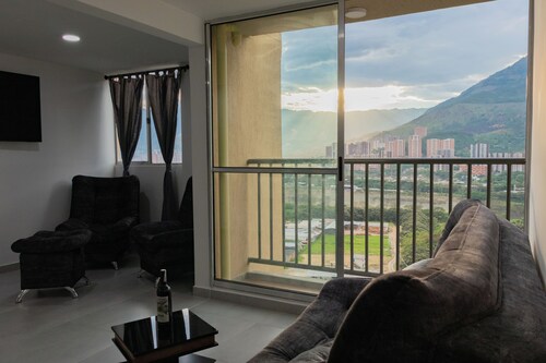 beautiful apartment in copacabana, great view and only 15 minutes from medellin