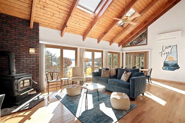 TV, fireplace, books - @SunapeeSeasons—Across from Dewey Beach, Lake View, 8 Min. from Mt. Sunapee (Sunapee)