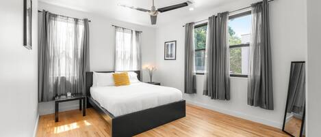 2 bedrooms, hypo-allergenic bedding, iron/ironing board, free WiFi