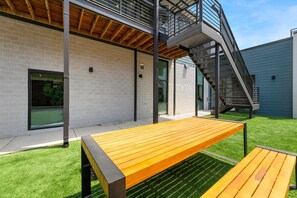 Exterior - East Austin Condo - 2 Bedrooms & Parking (Austin)