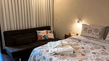 Suite estándar, lanai | Wifi gratis y ropa de cama